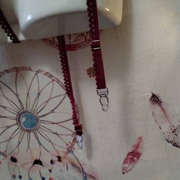 RSlove (L) Three Piece Floral Lace Lingerie Set in Burgundy - Picture 6 of 9